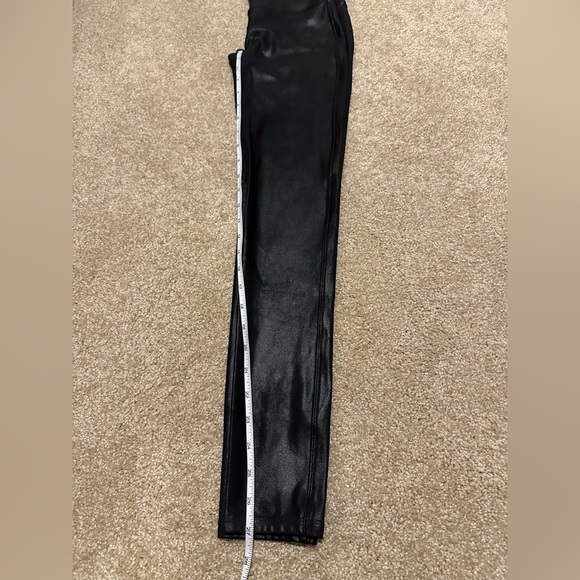 Spanx SPANXshape™ Faux Leather Leggings Black Size M - Picture 11 of 14